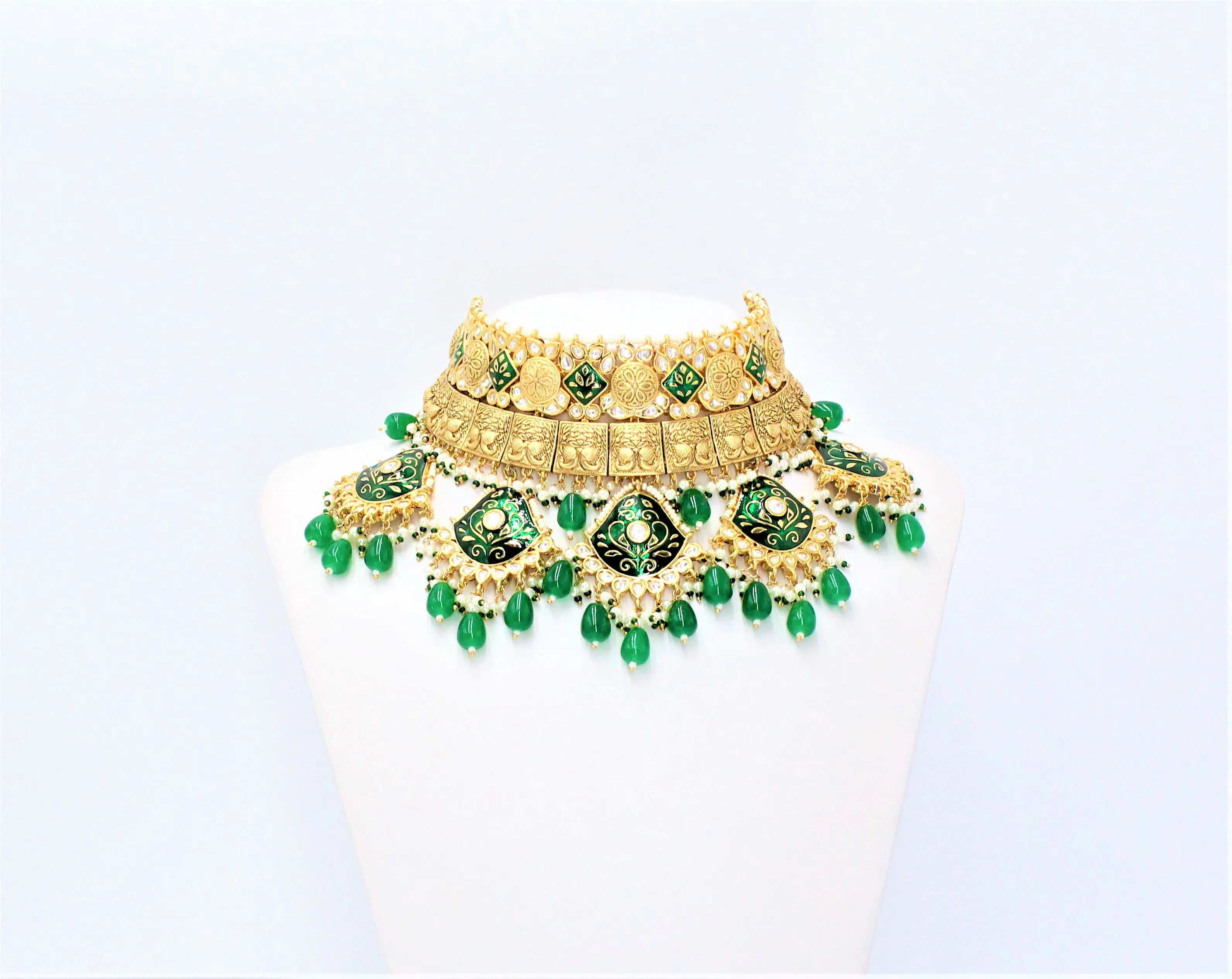 Mina Choker Set