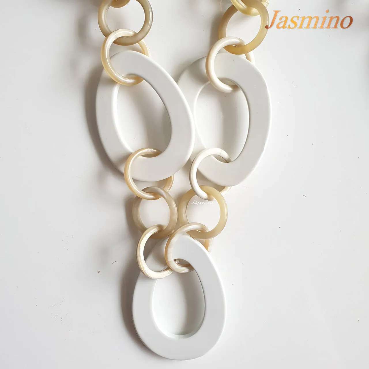 Natural Handmade Horn Necklace J17488, Source as Buffalo Horn & Lacquer