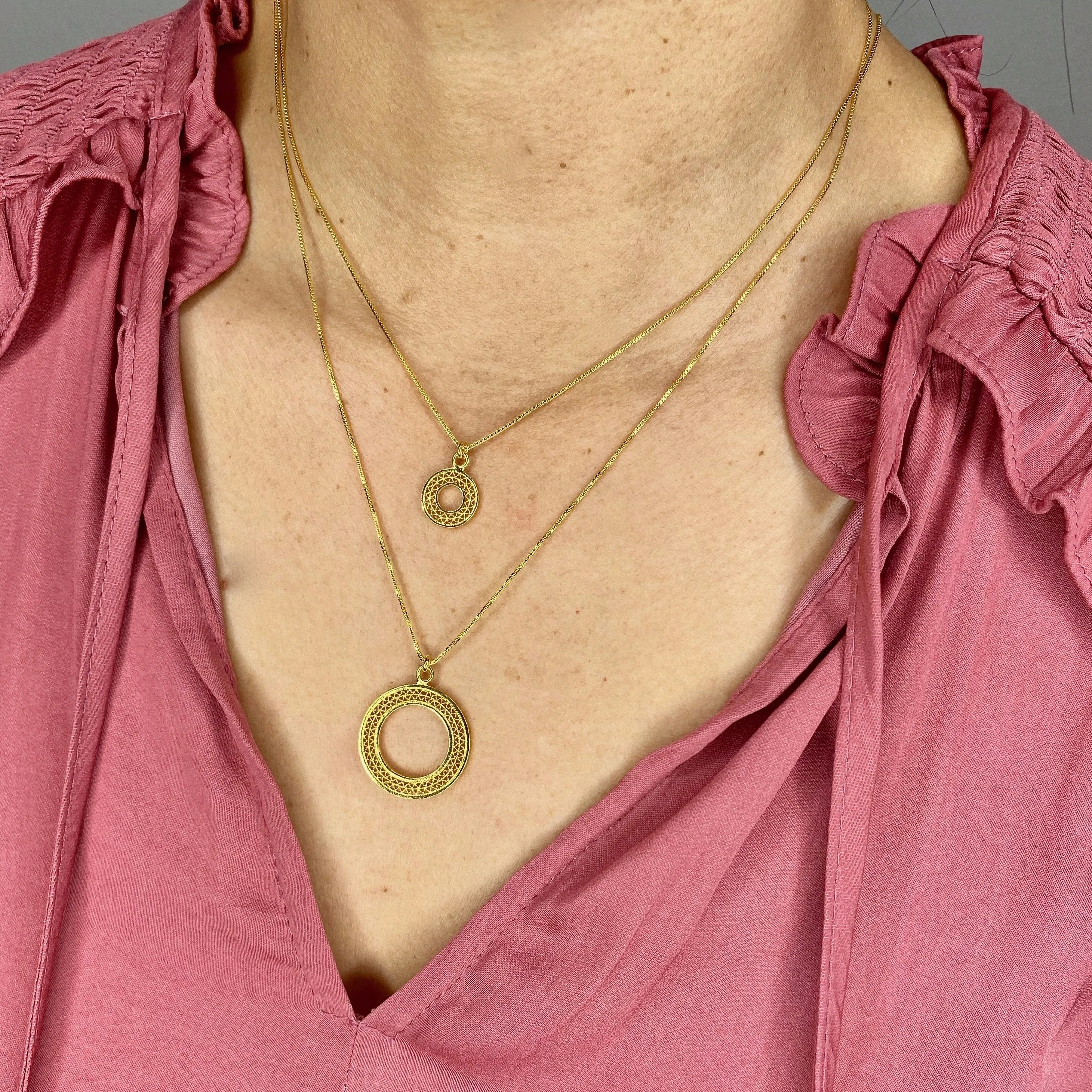 VALERIA SILVER EXTRA SMALL PENDANT NECKLACE FILIGREE